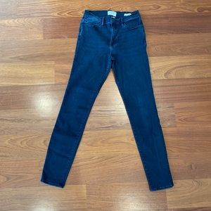 Frame Black skinny jeans women’s size 28 fitted